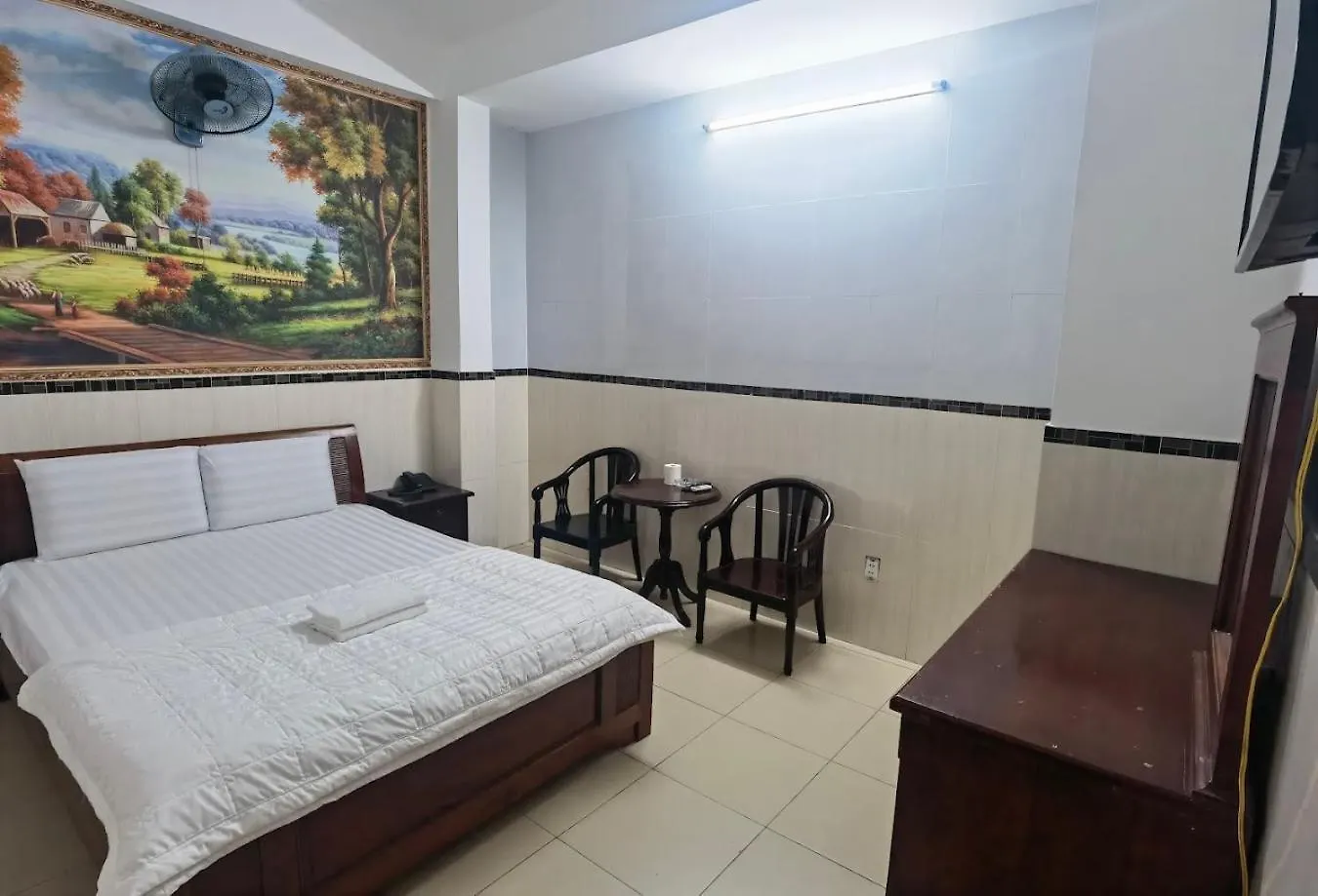 Khach San Nhu Y Hotel Ho Chi Minh City 0*,