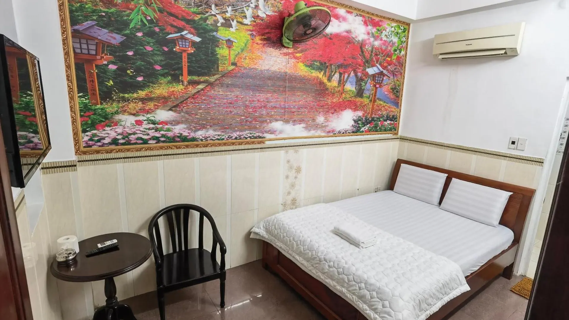 Khach San Nhu Y Hotel Ho Chi Minh City 0*,