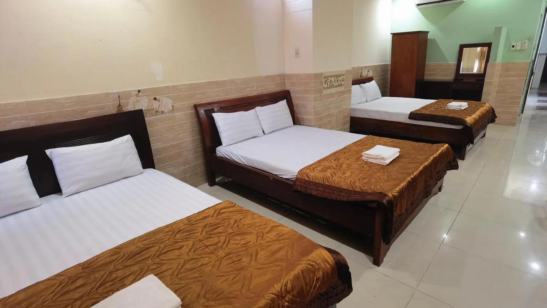 Khach San Nhu Y Hotel Ho Chi Minh City