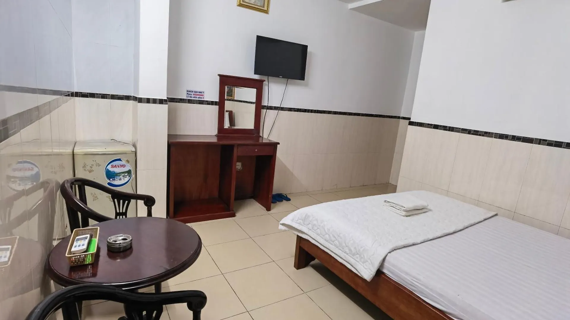 Khach San Nhu Y Hotel Ho Chi Minh City